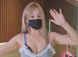 宅女-homegirl-계집녀 个人直播 20240723 [3V/3.9G]-创优资源分享网