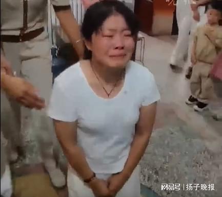 图片[3]-八岁失散儿童重遇亲生父母，当场跪地寻求正义-创优资源分享网