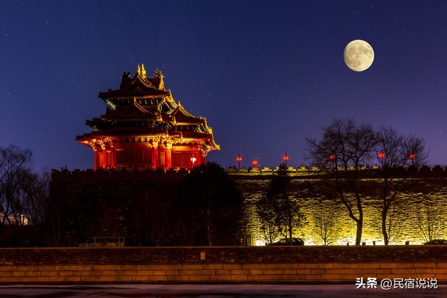 图片[13]-夏夜余晖映照下的北京长城，高温之痛难以掩饰。-创优资源分享网