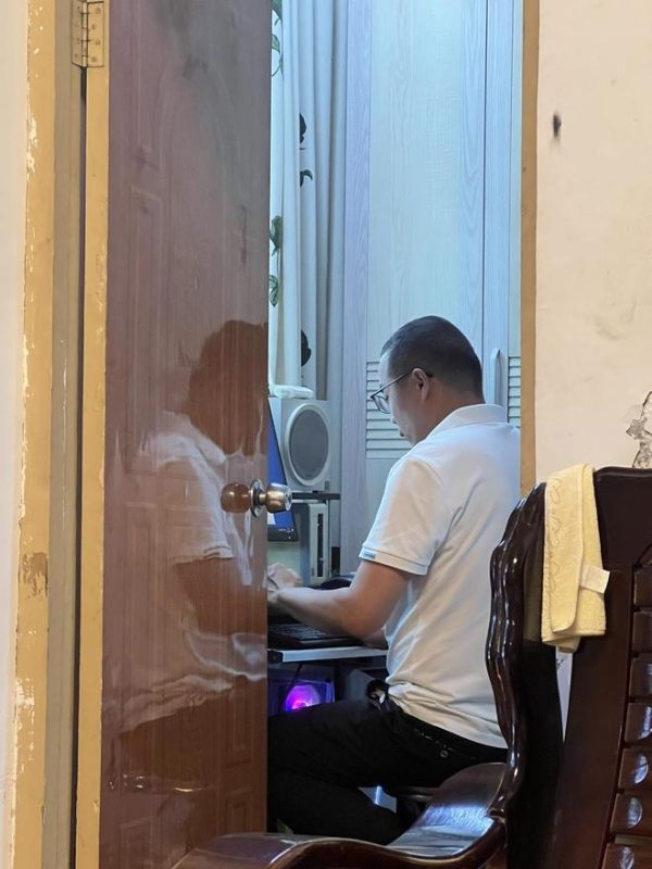 图片[5]-张海超在经历了16年的开胸验肺手术后，提及往事时不禁泪流满面，然而，积极面对生活并好好活着，依旧是他不可推卸的责任。-创优资源分享网