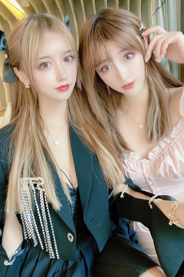 图片[2]-蜜桃小妹米线线蛇臀蜂腰醉酒裸露-创优资源分享网