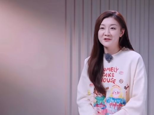 31岁的陈梦否认了她已经结婚并领取了结婚证的传闻，并表示一旦找到合适的伴侣，她会通过官方渠道公布这一喜讯。-同恩资源分享网