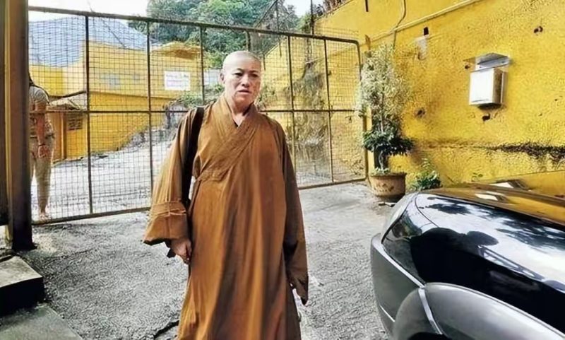 图片[5]-女版“释永信”揭秘：日间敛财，夜幕下与僧侣纵情酒色，终落法网-创优资源分享网