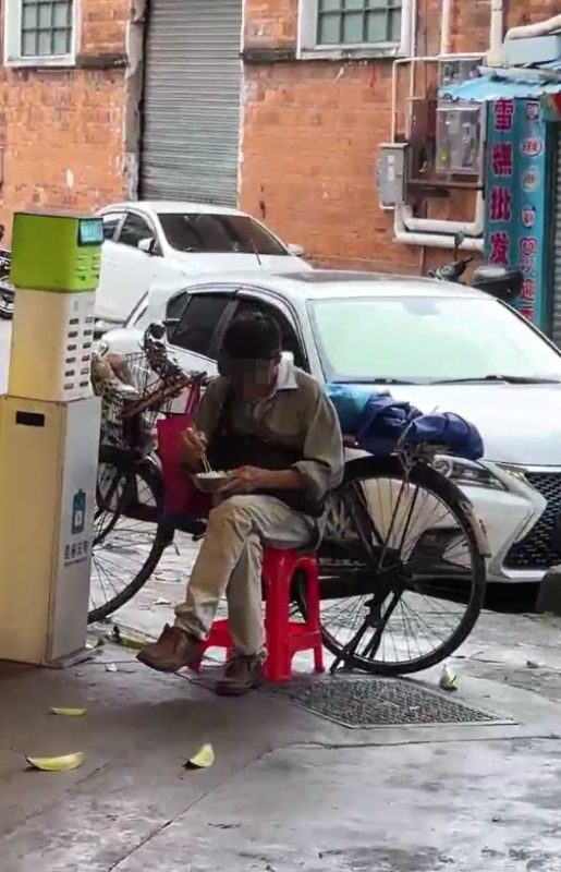 图片[3]-广东江门一饭店米饭免费供应，白发老人每天打米饭配酱油吃，店主发声-创优资源分享网