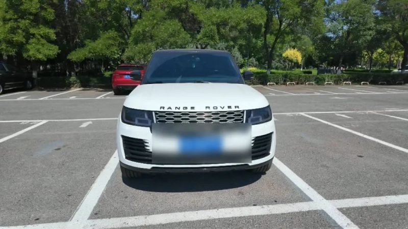 消费者购买40万二手路虎遭遇“颜色误会”，能否退车退款？-创优资源分享网