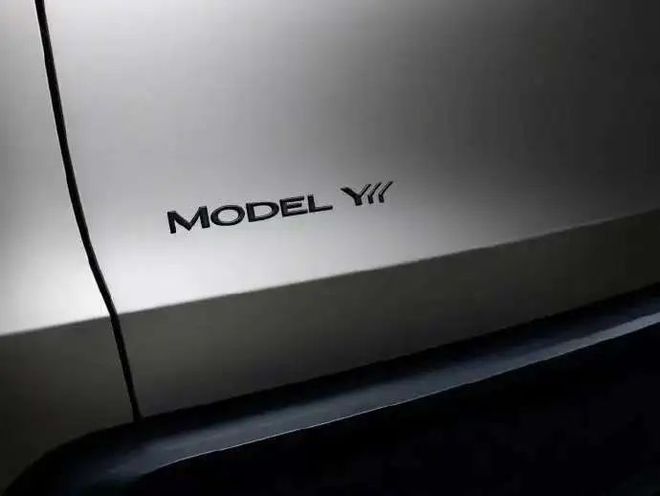 刚刚，热搜榜上又新增了重大新闻！特斯拉全新车型Model Y L正式公布，预计售价大约为40万元人民币-同恩资源分享网