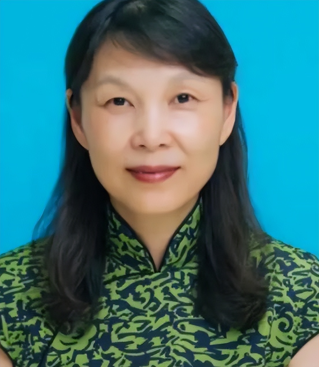 杜建英青年时期旧照曝光：曾助娃哈哈崛起，成为宗庆后身边的重要助手-西瓜资源分享网