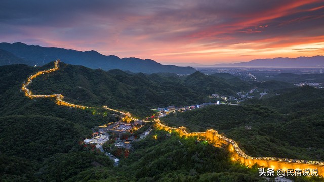 图片[3]-夏夜余晖映照下的北京长城，高温之痛难以掩饰。-创优资源分享网
