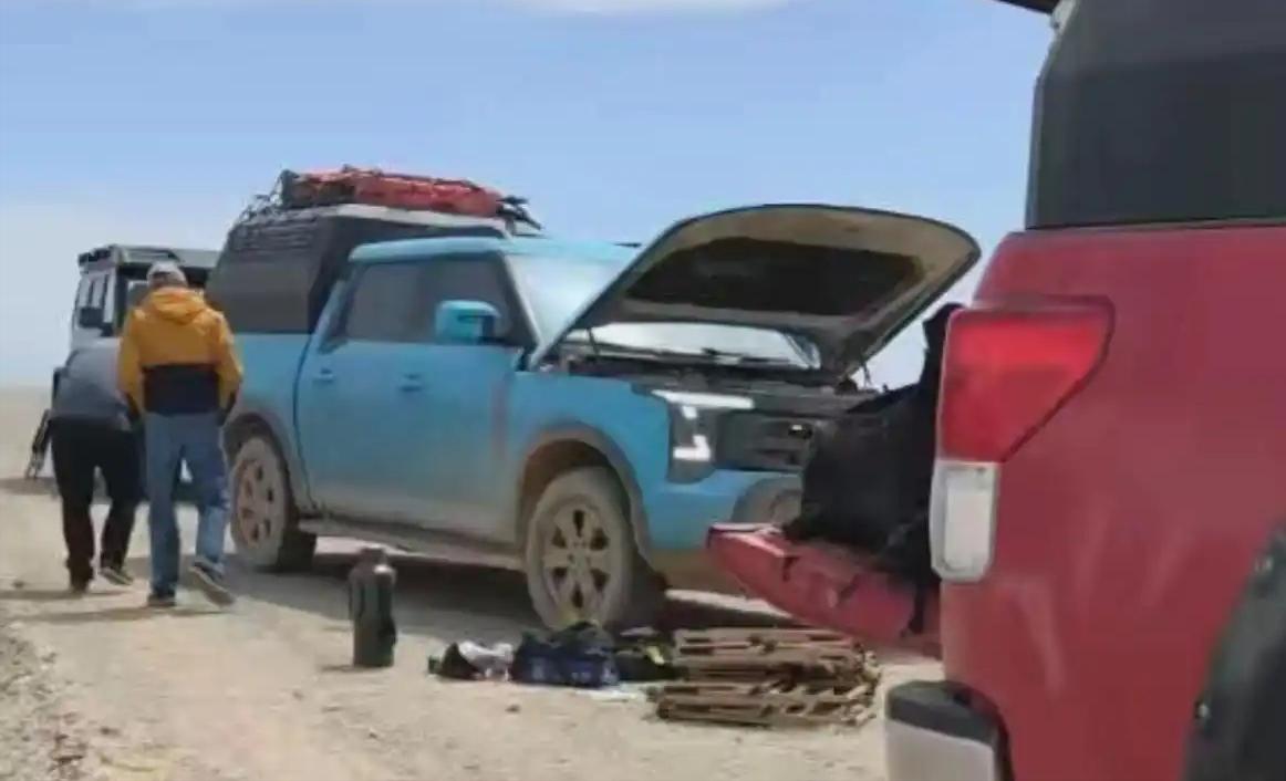 图片[7]-青甘大环线三车轮胎遭扎，警方两天内破案，揭秘旅游途中谁施下黑手？-创优资源分享网