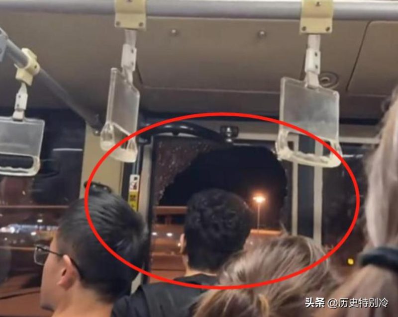 惊心动魄的青海机场紧急事件：乘客紧急砸窗逃生，机场发布视频引发全网愤怒-创优资源分享网