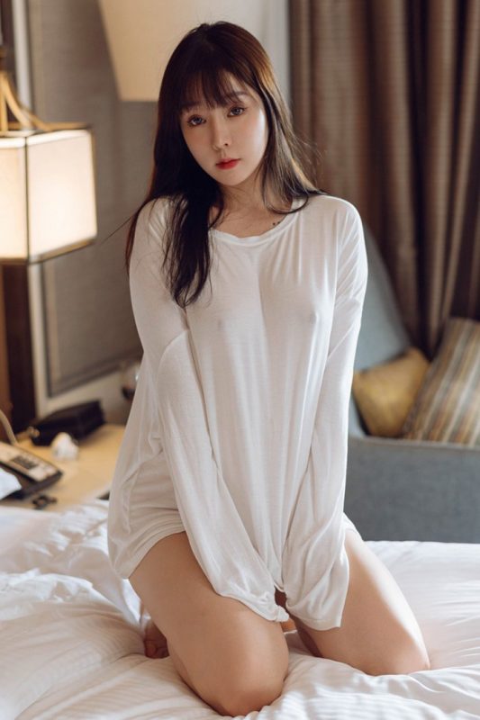 完美女人王雨纯豪乳深沟若隐若现-创优资源分享网