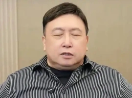 王晶导演谈到周星驰与罗慧娟的昔日恋情时表示：毫无疑问，他们之间的情感关系极为深厚。-创优资源分享网