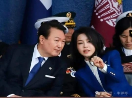 韩国总统尹锡悦因眼疾就医时被手铐脚镣，狱中特殊待遇取消。-同恩资源分享网