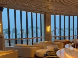 三亚受台风影响，游客滞留酒店：客房玻璃受损严重变形-创优资源分享网