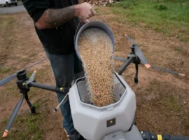 美国农业从业者指出，鉴于当前的市场需求状况，唯有来自中国的无人机能够满足我们的迫切需求。-创优资源分享网