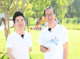 罗永浩透露，自董宇辉打造个人品牌以来，他的年收入已成功突破20亿人民币。-创优资源分享网