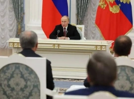 普京在回到莫斯科之后，迅速进行了状况的详细报告。-创优资源分享网