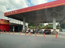 一则令人瞠目结舌的新闻在网络上迅速发酵：“50升油箱竟加了67.96升汽油！-创优资源分享网