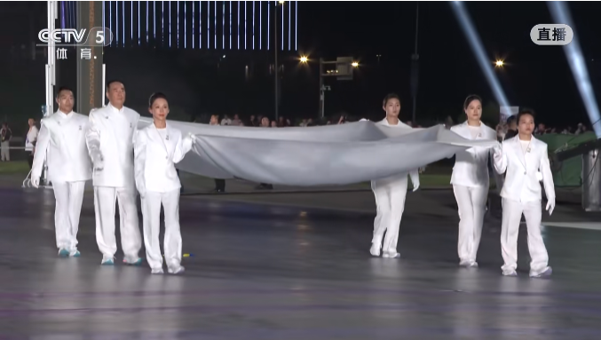 图片[8]-成都世运会开幕式以其精彩纷呈的表演和独特创意，向世界展示了成都的魅力和中华文化的博大精深-创优资源分享网