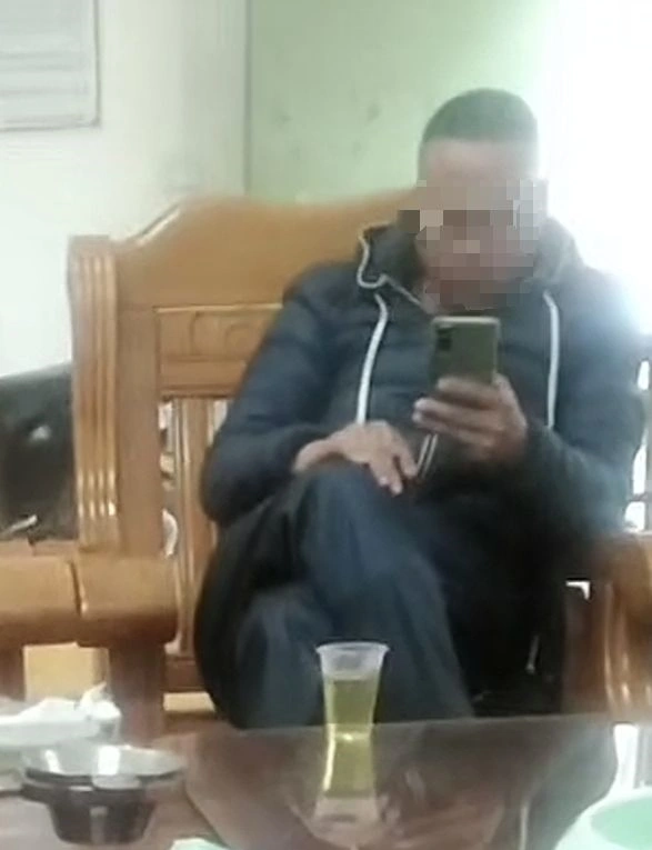 图片[2]-幼子随母返乡，同村男子行凶，凶手被诊断为精神异常-创优资源分享网