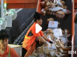 价格涨幅介于0.3至0.7元。具体来看，广东省规定了1.4元的最低收费门槛。此次调整使得电商平台的月度运营成本上升大约3万元。-创优资源分享网